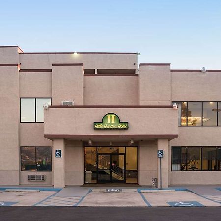San Bernardino Inn & Suites Extérieur photo